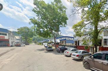 Kawasan Perindustrian Hi Tech 7