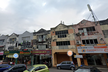 Jalan Kenari, Bandar Puchong Jaya