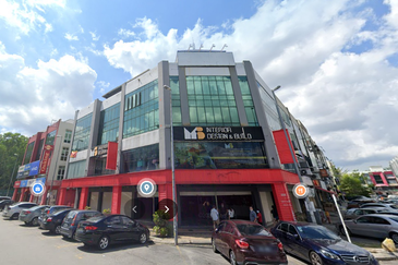 【 Corner Shop】Bandar Puteri Puchong , Main Road , Puchong Jaya , Jalan Kenari