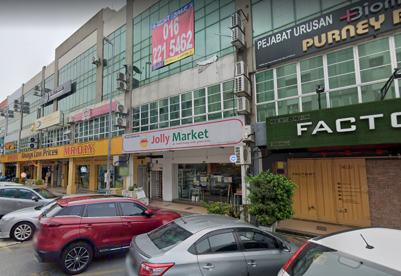 Bandar Puchong Puteri Ground floor Shop for rent Corner , Puchong Jaya Jalan Kenari Puchong bukit jalil Bandar Kinrara