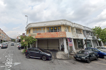 Bandar Puteri Puchong 5 3Storey Shop For Sale , Fully Tenanted , Facing Main Road , Long Lease Tenant