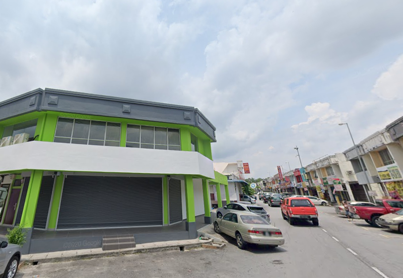 Bandar Puteri Puchong 5 3Storey Shop For Sale , Fully Tenanted , Facing Main Road , Long Lease Tenant