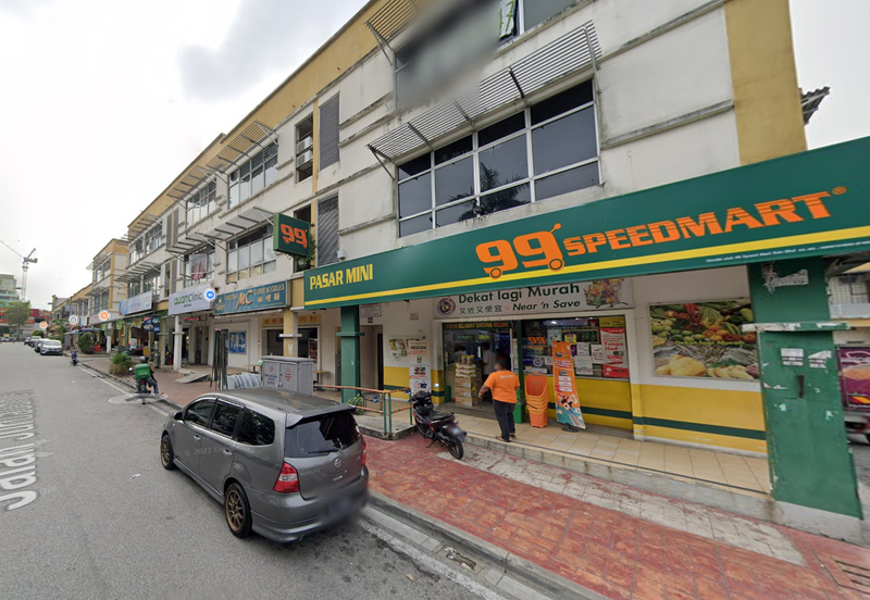 HiCom-Glenmarie Industrial Park