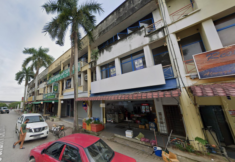 HiCom-Glenmarie Industrial Park