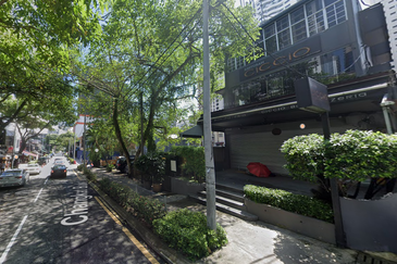 1.5 Storey Shop for Rent Changkat Bukit Bintang Jalan Alor , KL City 