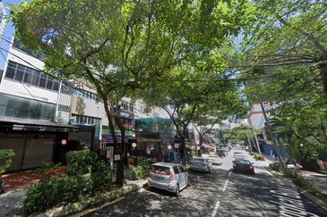 1.5 Storey Shop for Rent Changkat Bukit Bintang Jalan Alor , KL City 