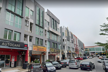 Puchong Puteri Ground floor shop for Rent , Bandar Puteri Puchong , Puteri 1 , Puteri 2 , Puteri 5 , Jalan Kenari