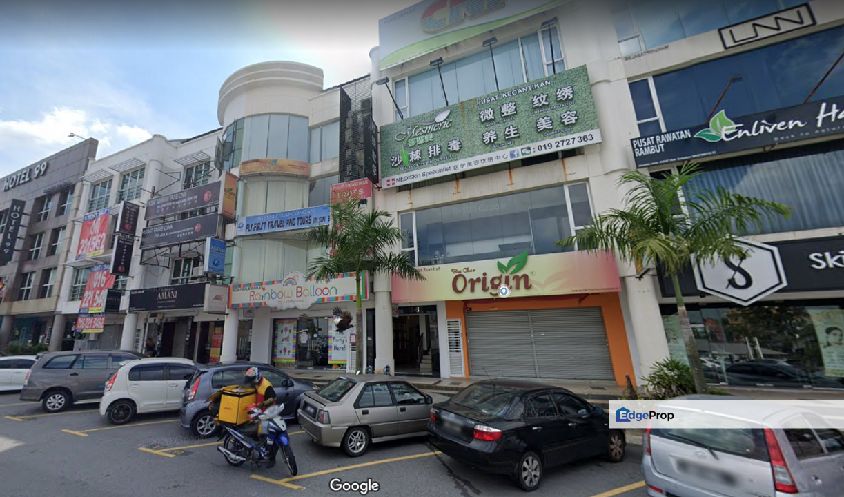 4Storey Shop Bandar Puteri Puchong , ROI 4.5% , Main Road , Long Lease Tenant , Puteri 1 , Puteri 2 , Puteri 5 , Jalan Kenari , Puchong Jaya, Selangor, Puchong
