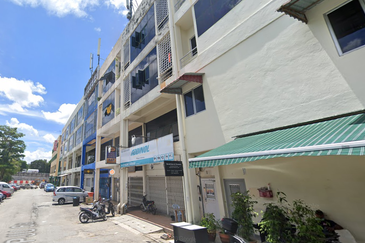 Kayu Ara Business Park, Kayu Ara