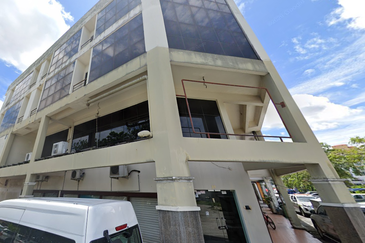 Kayu Ara Business Park, Kayu Ara