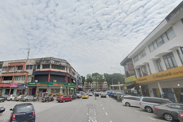 Corner Shop for rent Shah Alam , TTDI Jaya , Jalan Opera , Selangor