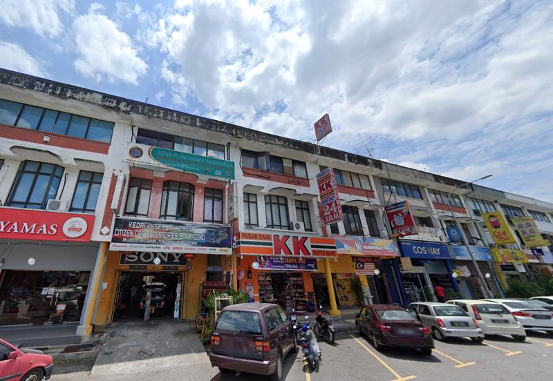 Corner Shop for rent Shah Alam , TTDI Jaya , Jalan Opera , Selangor