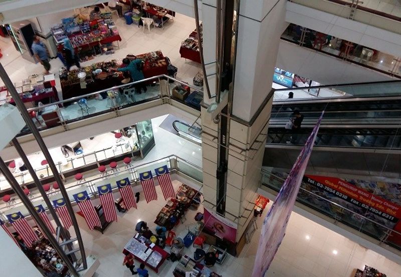 Amcorp Mall