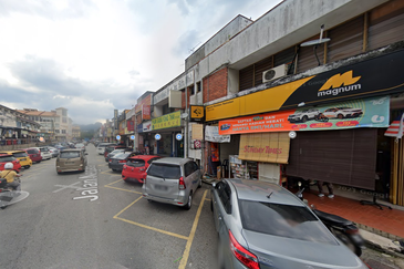 Jalan Bandar @ Taman Melawati