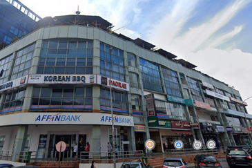 Taipan Business Centre, USJ 10