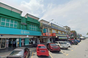 【 ROI 5% 】2 Storey Shop for Sale Kuala Selangor Medan Niaga