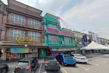 【 ROI 5% 】2 Storey Shop for Sale Kuala Selangor Medan Niaga