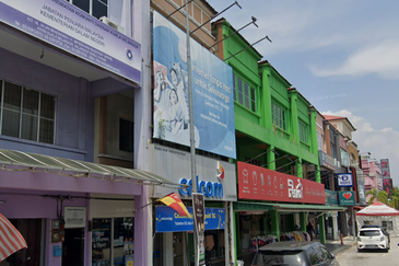 2 Storey Corner Shop For Rent Kuala Selangor Taman Bendahara