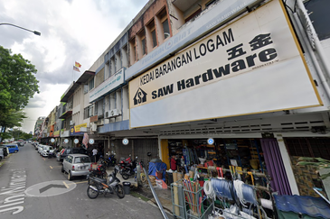 【ROI 5.4%】3S Storey Shop For Sale Taman Nirwana Ampang Jaya Facing Main Road
