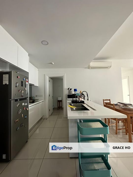 Well Kept Unit with Long Balcony and Nice View, Kuala Lumpur, Desa Parkcity