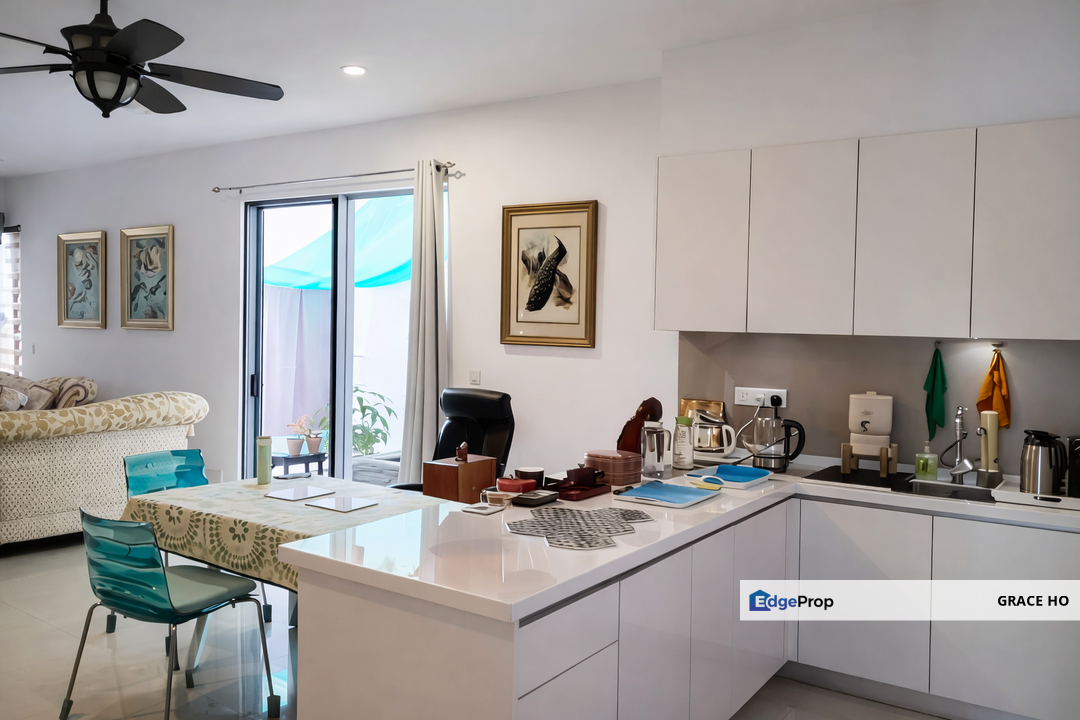 Nice Furnishing unit ready for sale and rent at Westside 2, Kuala Lumpur, Desa Parkcity