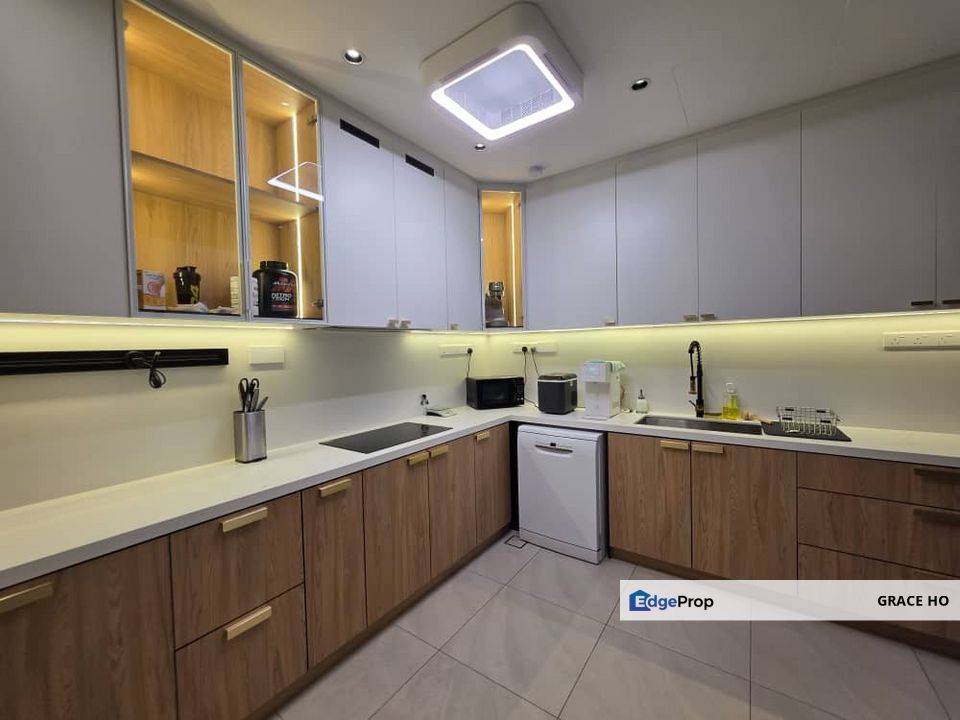 Desa Parkcity Luxury Condominium Available For Sale, Kuala Lumpur, Desa Parkcity