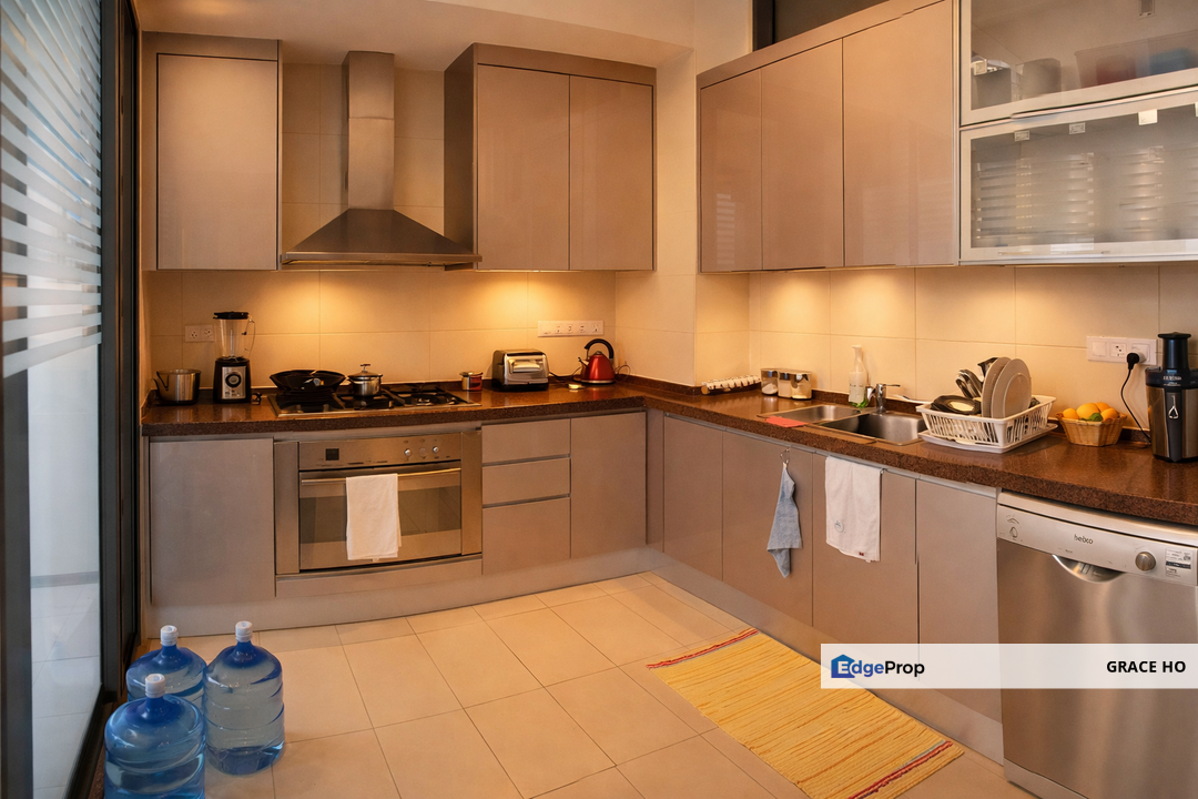 The Mansions Fully Furnished Renovated Unit For Sale, Kuala Lumpur, Desa Parkcity