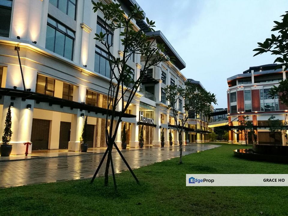 ArkadIa Office Unit with Immediate Rental Income For Sale, Kuala Lumpur, Desa Parkcity