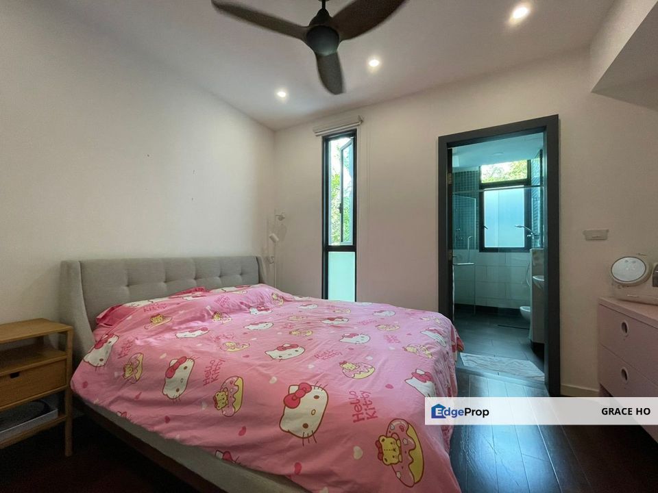 Meticulous maintained 3 Storey Unit For Sale, Limited and rare, Kuala Lumpur, Desa Parkcity