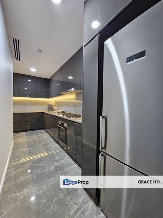Just Listed! Tastefully Renovated unit ready for sale, Kuala Lumpur, Desa Parkcity
