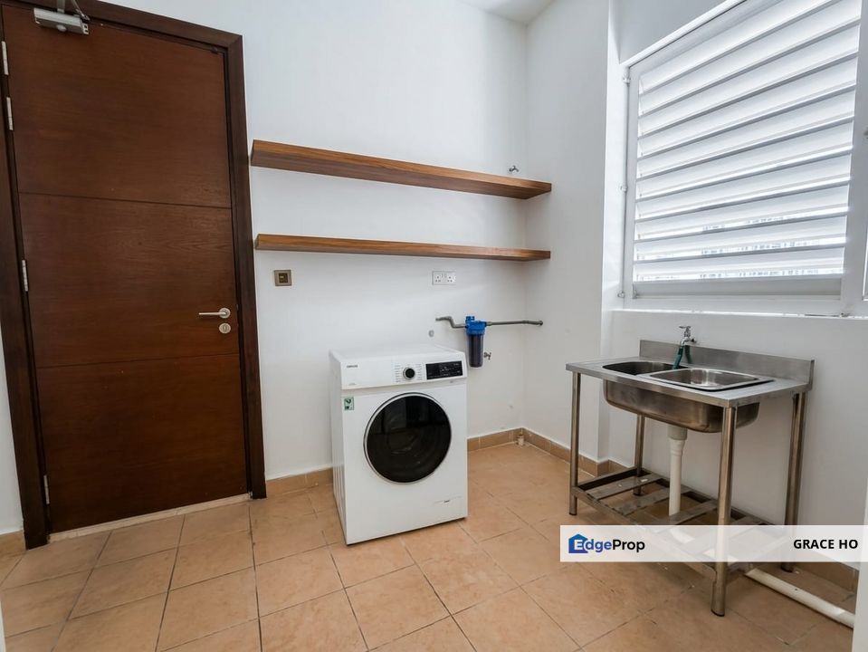 Just Listed! Vacant for sale in move in condition, Kuala Lumpur, Desa Parkcity