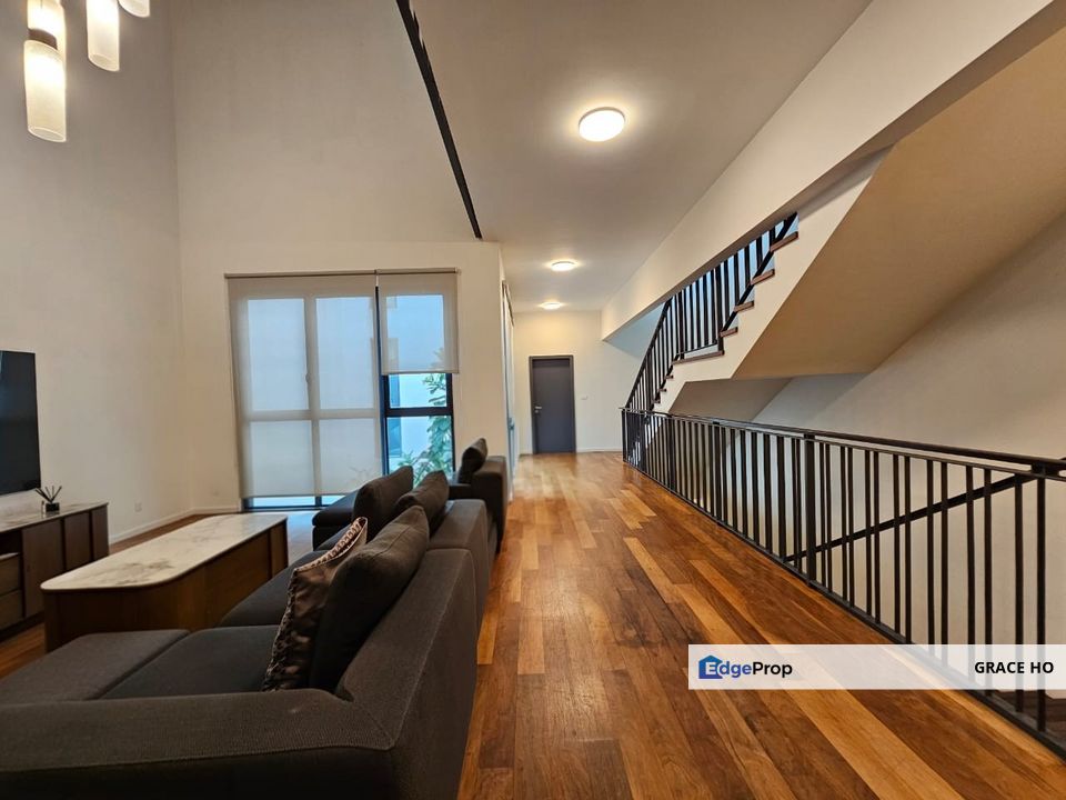 Perhaps your next home! A spacious residence ideal for a mid to large Family, Kuala Lumpur, Desa Parkcity