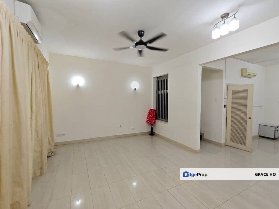 Partly Furnished Terraces House Ready For Sale, Kuala Lumpur, Desa Parkcity