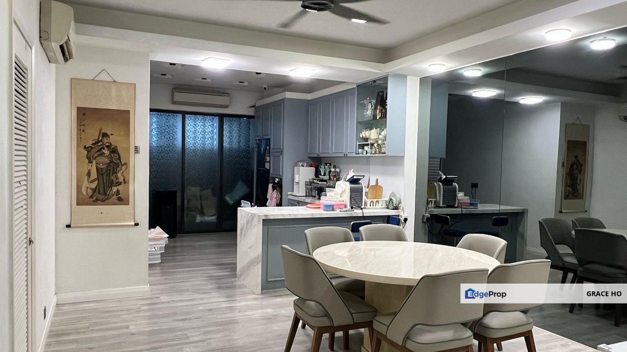 Partly Furnished Terraces House Ready For Sale, Kuala Lumpur, Desa Parkcity