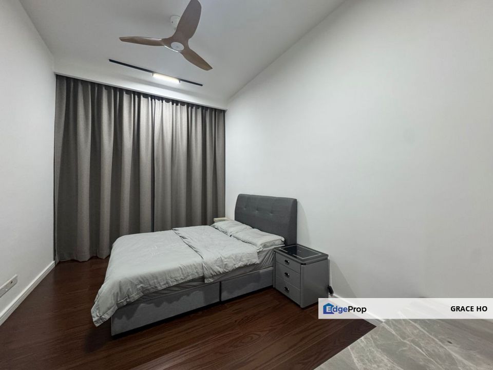 Private Lift Fully Furnished Dual Balcony Unit for Sale, Kuala Lumpur, Desa Parkcity