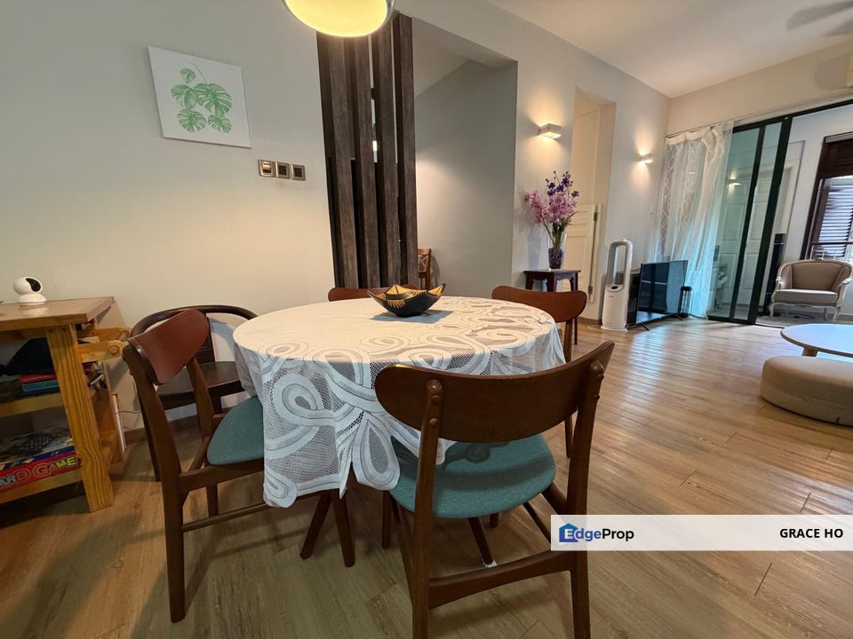 Tastefully renovated unit, meticulous maintained, Kuala Lumpur, Desa Parkcity