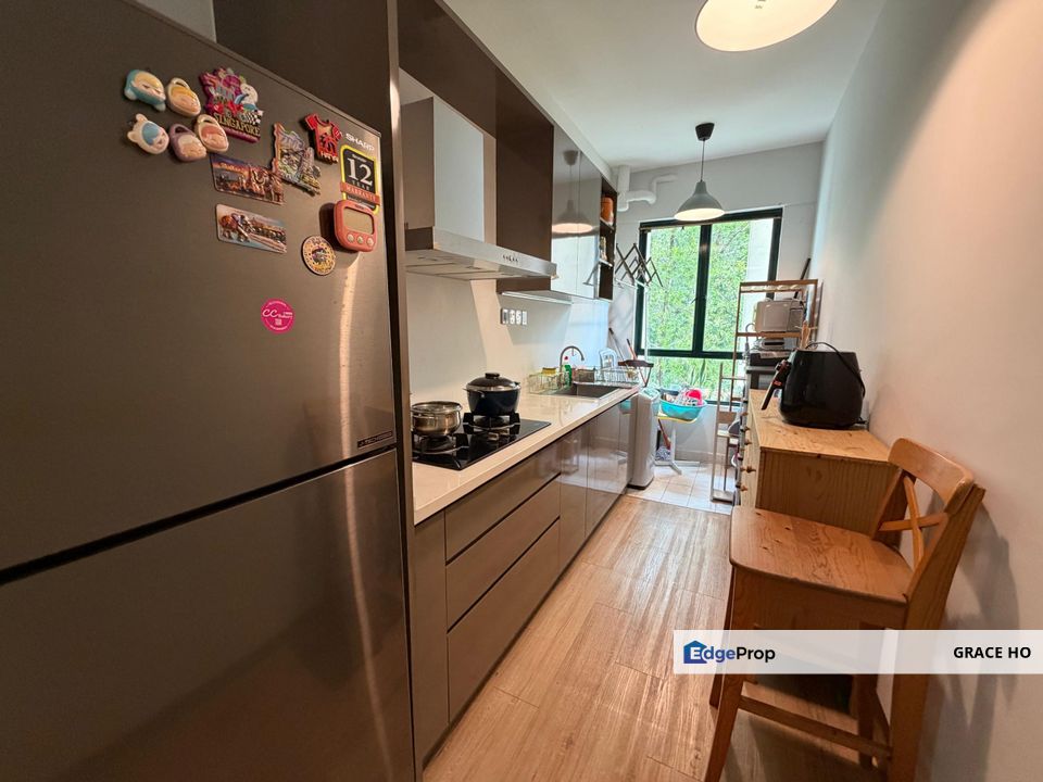 Tastefully renovated unit, meticulous maintained, Kuala Lumpur, Desa Parkcity