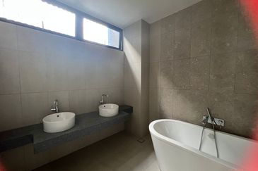 Dalia Residences @ Tropicana Aman