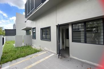 Dalia Residences @ Tropicana Aman