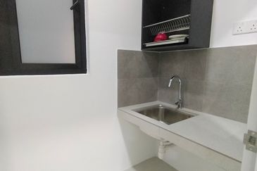 Amber Residence @ twentyfive.7