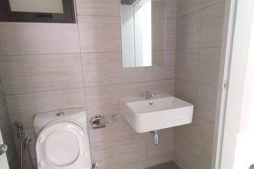 Amber Residence @ twentyfive.7