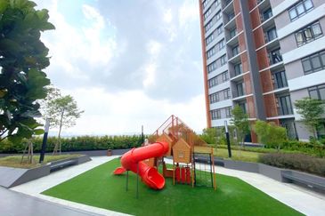 Amber Residence @ twentyfive.7