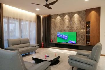 Lucent Residence @ twentyfive.7