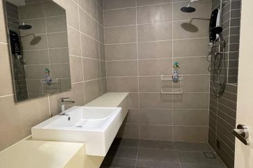 Arahsia Residences, Tropicana Aman