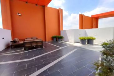 Amber Residence @ twentyfive.7