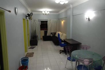 Plaza Serdang Raya