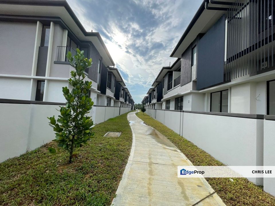 Brand New 2 Storey Lakeside & Garden homes  Elemen Residence , Bandar Tropicana , Kota Kemuning, Selangor, Telok Panglima Garang