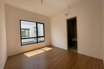 Freesia Residences @ Tropicana Aman