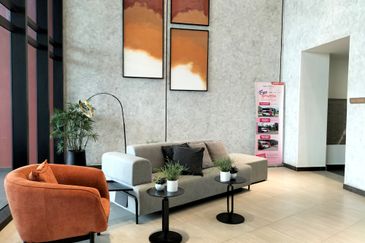 Amber Residence @ twentyfive.7