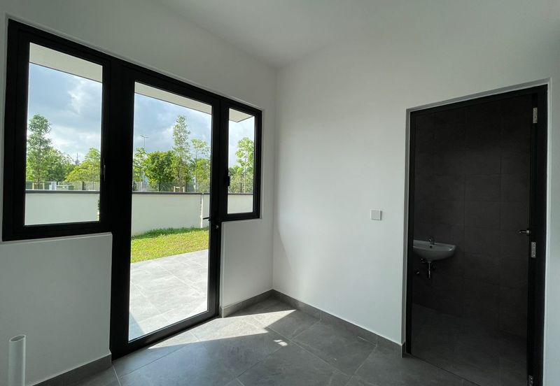 Freesia Residences @ Tropicana Aman